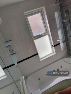 Bathroom 2, First Floor