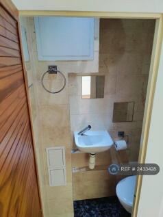 Bathroom 3, Ground Floor
