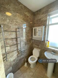 Upstairs Bathroom