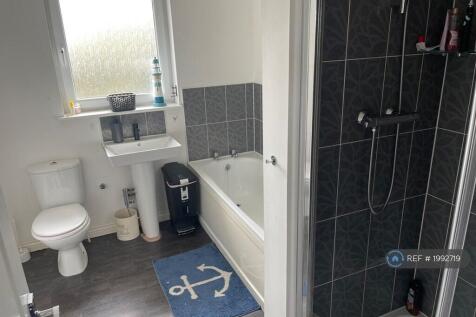 4 Piece Family Bathroom
