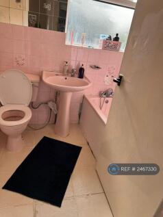 Upstair Bathroom