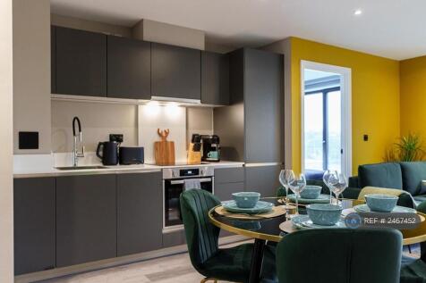 Kitchen/Dining Area