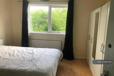 Bedroom 3.7 m x 3.75m 