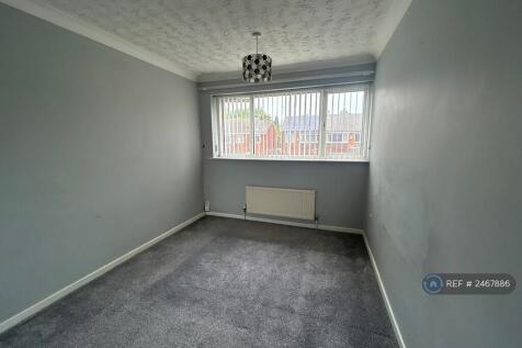 Front Double Bedroom
