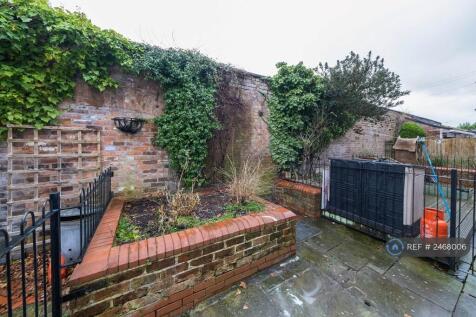 Rear Courtyard