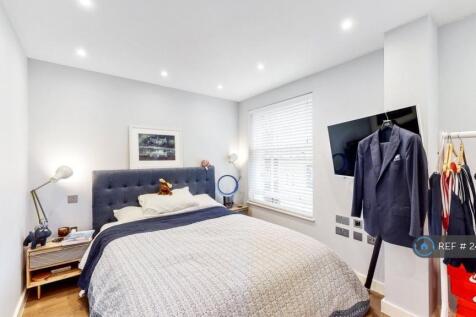Bedroom (King Bed)