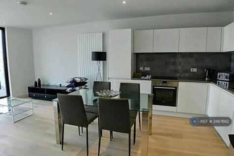 Open-Plan Kitchen/Dining Area