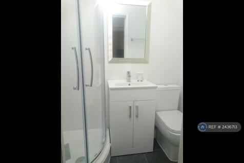 Bathroom, Rectangular Sink &amp; w/c