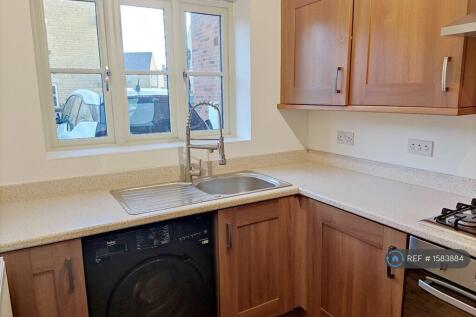 Kitchen Inc Washer Dryer, Hob And Oven