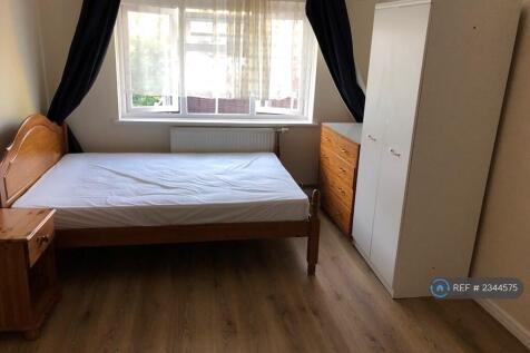 Bedroom 1 - Upstairs Double