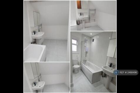 1st Floor Bathroom