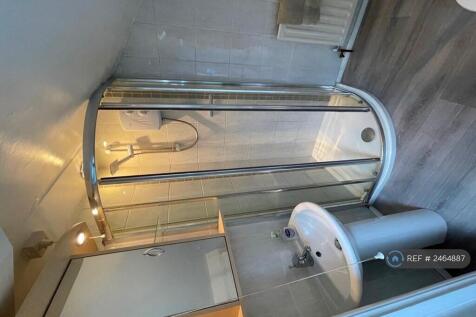En Suite Shower Room