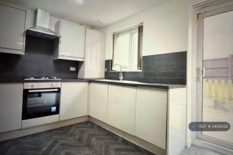 Newly Fitted Kitchen 