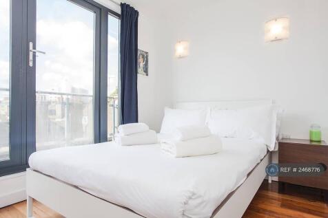 Courtyard Bedroom