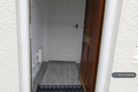 Front Door/Entrance Hall