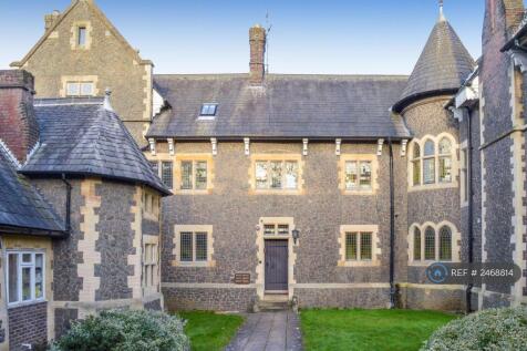 Front Entrance (Flat Is Upper Front To Back)