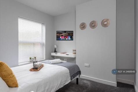 Room 4 Entrance View