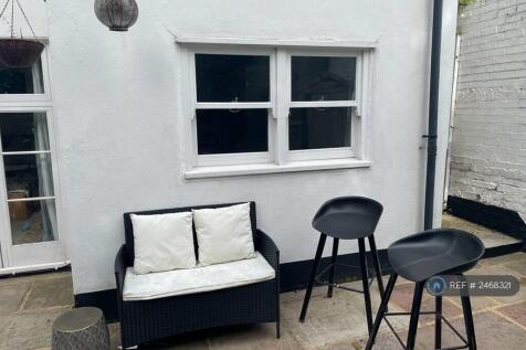 Patio Garden (More Seating)