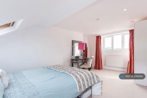 Top Floor Bedroom 