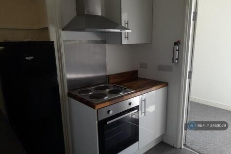 Kitchen With Breakfast Bar