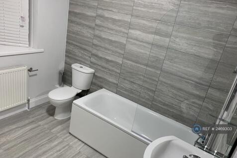 Very Large Private Bathroom