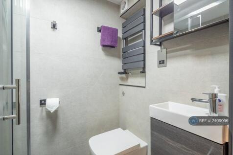 Bathroom 4