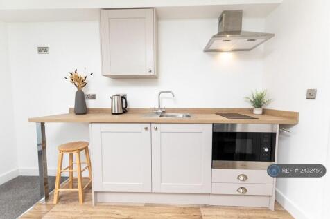 Studio Kitchen