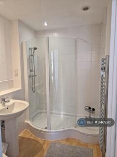 En Suite Shower