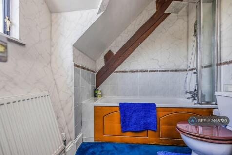 Master Ensuite