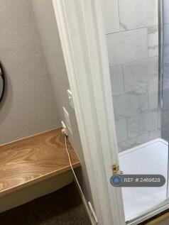 Bathroom2