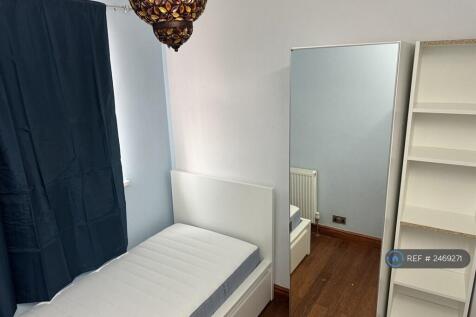 Bedroom 03