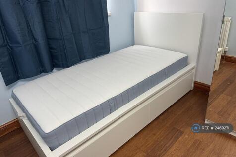 Bedroom 03
