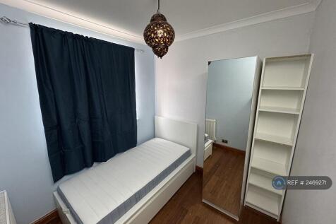 Bedroom 03