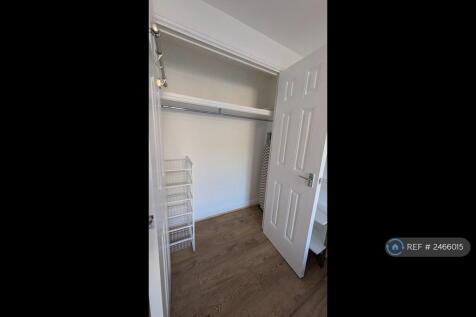 Fitted Wardrobe 
