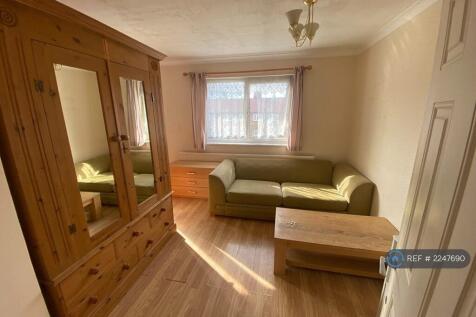 Large Double Room £1000
