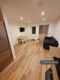 Shared Lounge/Dining Area