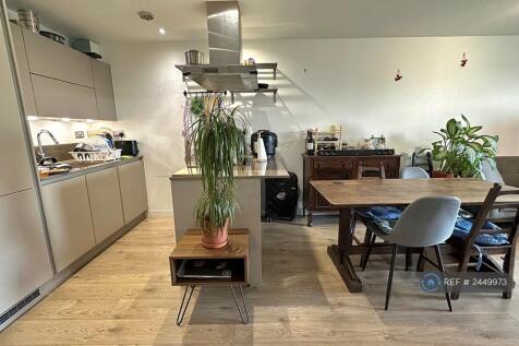 Kitchen (This Table Not Included)