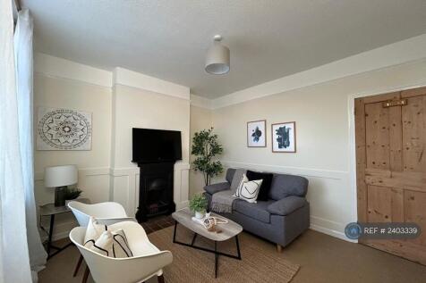 Lounge 1