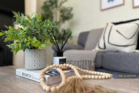 Lounge 2