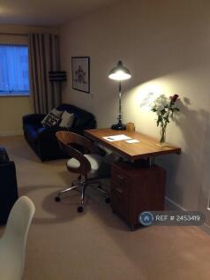 Lounge / Study