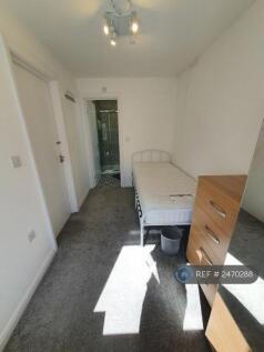Bedroom Towards Ensuite