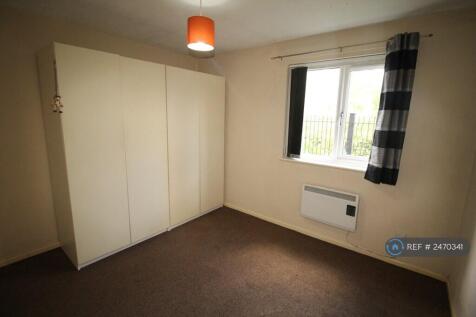 Second Bedroom With Wardrobe