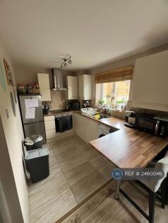 Kitchen And Breakfast Bar