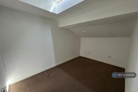 Double Bedroom 3