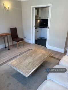 Lounge 3