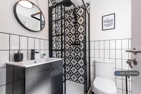 Shower Room 1