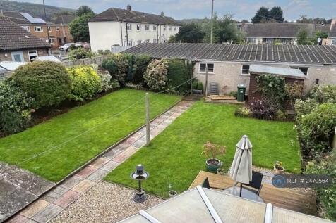 Large Rear Garden