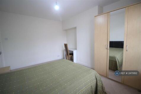 Upstairs Bedroom 