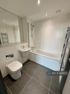Modern Luxury Bathroom