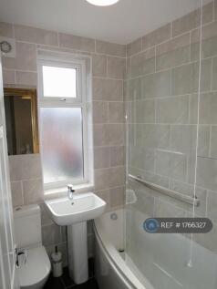 Upstairs Bathroom (Bath With Shower Over)